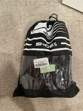 NWT Black and White Nursing Shoes